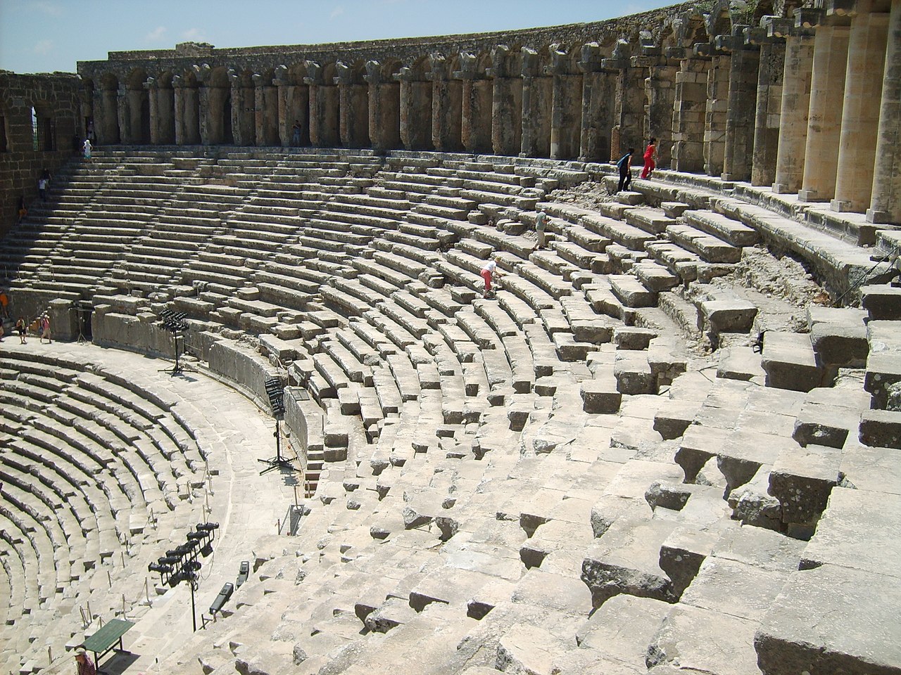 aspendos tiyatrosu