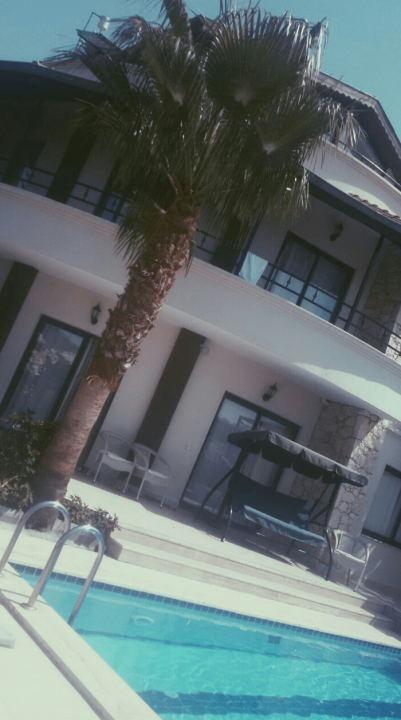 Villa Aden. 3 yatak odalı ekonomik konaklamaya uygun kiralık yazlık villa. Tatil Villam